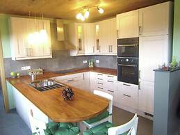 Cosy Holiday Home in Vodelee With Private Garden