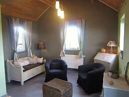 Cosy Holiday Home in Vodelee With Private Garden