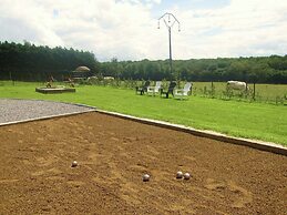 Cosy Holiday Home in Vodelee With Private Garden