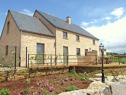 Cosy Holiday Home in Vodelee With Private Garden