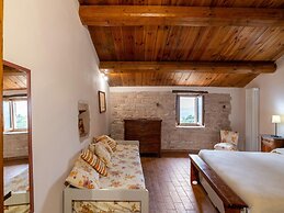 Graceful Holiday Home in Acqualagna With Swimming Pool