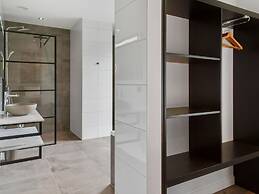 Great Holiday Home Energy Neutral on Texel With Sauna and sun Shower