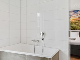 Great Holiday Home Energy Neutral on Texel With Sauna and sun Shower