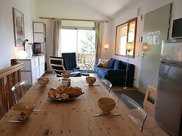 1/2 Cottage That Will be Perfect for Families With Children