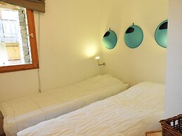 1/2 Cottage That Will be Perfect for Families With Children
