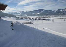 Spacious Apartment in Uderns Near Ski Area