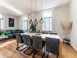 Spacious Farmhouse in Silvolde With Garden