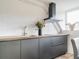 Spacious Farmhouse in Silvolde With Garden