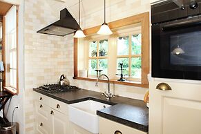 Cozy Apartment in Enschede Near Forest