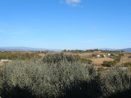 Modern Holiday Home in Foiano Della Chiana With Pool