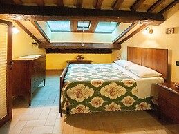 Welcoming Holiday Home in Urbania With Pool