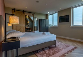 Modern Villa in De Cocksdorp Near the Beach