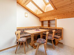 Beautiful Apartment in Mittersill With Balcony