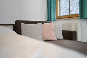 Beautiful Apartment in Mittersill With Balcony