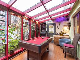 Comfortable Apartment in Wismar Mecklenburg With Fireplace