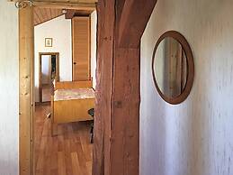 Cozy Apartment in Ellar With Garden