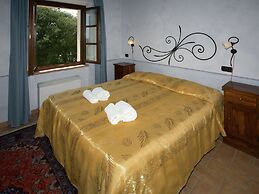 Elegant Apartment Only 1 Hour From Rome