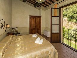 Elegant Apartment Only 1 Hour From Rome