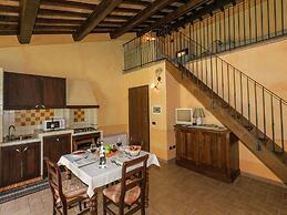 Elegant Apartment Only 1 Hour From Rome