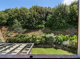 Elegant Apartment Only 1 Hour From Rome