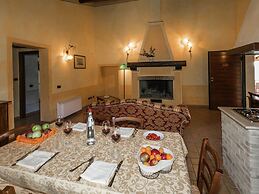 Elegant Apartment Only 1 Hour From Rome