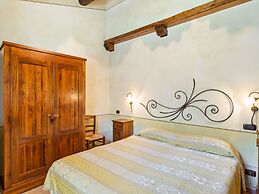 Elegant Apartment Only 1 Hour From Rome