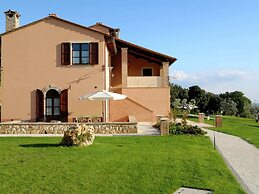 Elegant Apartment Only 1 Hour From Rome