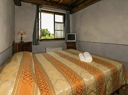 Elegant Apartment Only 1 Hour From Rome