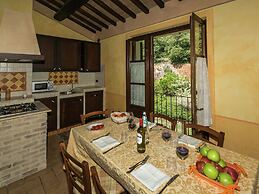 Elegant Apartment Only 1 Hour From Rome