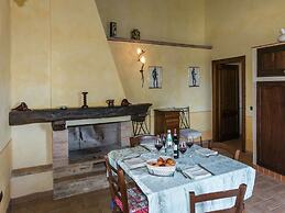 Elegant Apartment Only 1 Hour From Rome