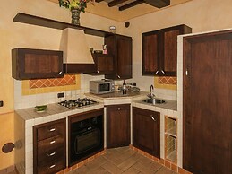 Elegant Apartment Only 1 Hour From Rome