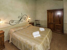 Elegant Apartment Only 1 Hour From Rome