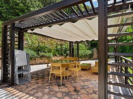 Elegant Apartment Only 1 Hour From Rome