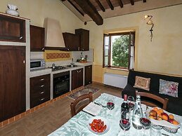 Elegant Apartment Only 1 Hour From Rome