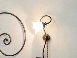 Elegant Apartment Only 1 Hour From Rome