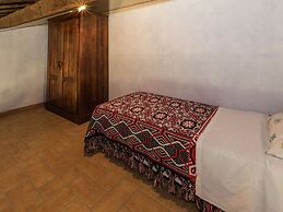 Elegant Apartment Only 1 Hour From Rome