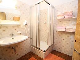 Scenic Apartment in Krispl Salzburg With Swimming Pool