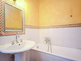 Stunning Holiday Home in Umbria With Jacuzzi