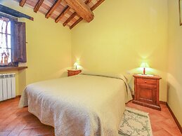 Stunning Holiday Home in Umbria With Jacuzzi