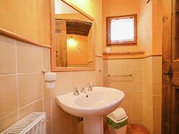 Stunning Holiday Home in Umbria With Jacuzzi