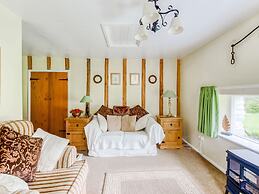 Secluded Holiday Home in Ceredigion With Garden