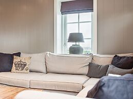 Spacious Holiday Home in the Beemster Near a Windmill