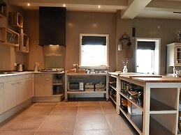 Spacious Holiday Home in the Beemster Near a Windmill