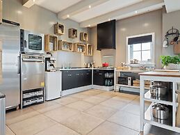 Spacious Holiday Home in the Beemster Near a Windmill