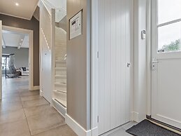 Spacious Holiday Home in the Beemster Near a Windmill
