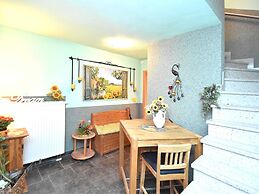 Roomy Apartment in Lichtenhain With Pond