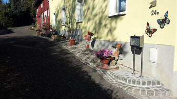 Roomy Apartment in Lichtenhain With Pond