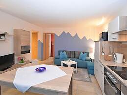 Roomy Apartment in Lichtenhain With Pond