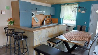 Roomy Apartment in Lichtenhain With Pond