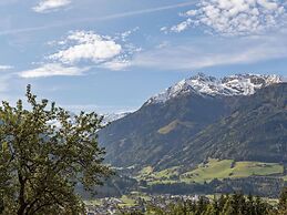 Spacious Apartment Near Ski Area in Mittersill